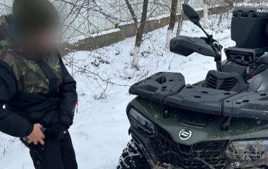 На Хмельниччині зупинили 13-річного водія квадроцикла, який порушив ПДР