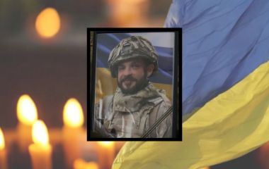 У Хмельницькому попрощалися з Денисом Демідовим. Воїн два роки був зниклим безвісти