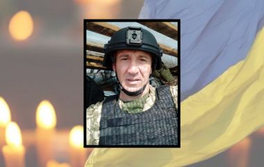 На Хмельниччині перезахоронять воїна Максима Глущака. Його шукали 19 місяців
