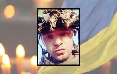 Втратив маму в окупації, сам загинув на фронті: на Хмельниччині попрощалися з Сергієм Шевчуком