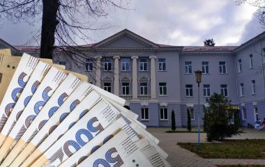 Зарплати лікарів Хмельницького: де отримують найбільше та найменше