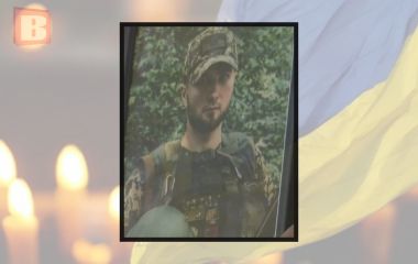 У Хмельницькому попрощалися з 22-річним військовим Вадимом Дроздовим