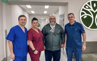 Священнику з Хмельниччини провели четверту операцію на рак: історія боротьби