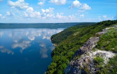 Забудова Бакоти: чи дійсно там з’явиться масштабне курортне селище