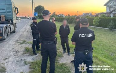 На Хмельниччині далекобійник намагався зґвалтувати 13-річну дівчину, — поліція