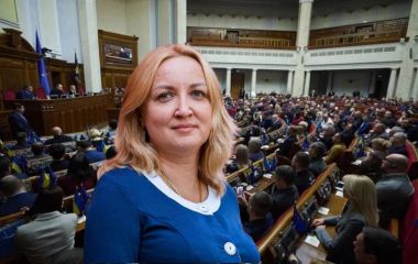 Хмельничанка стала народною депутаткою: що відомо про Вікторію Рєзнікову