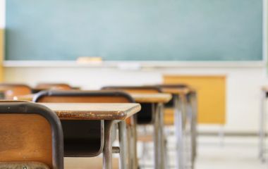 Учнів та педагогів стає менше: що відбувається з освітою на Хмельниччині