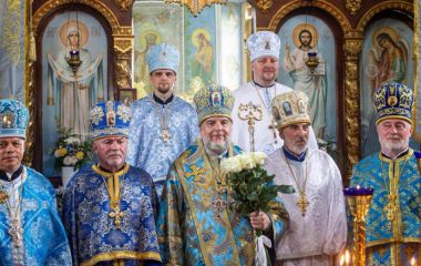 Один священник на три храми: чи є насправді кадровий дефіцит в Хмельницькій єпархії ПЦУ
