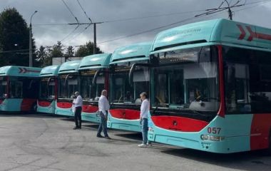 До Гречан тимчасово не курсуватимуть тролейбуси