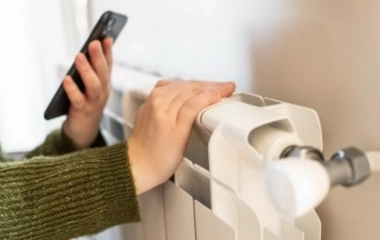 Стартував опалювальний сезон: куди дзвонити, якщо батареї холодні