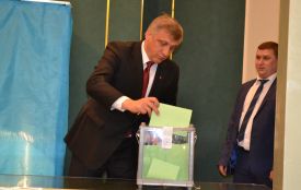 «Одобрямс» і «цирк» в Хмельницькій облраді (ВІДЕО)