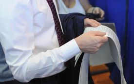 На Хмельниччині оштрафували працівницю сільради за роботу на виборах
