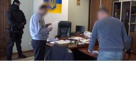 Екс-заступника Семенишина підозрюють у шахрайстві. Кажуть, збирав з підлеглих гроші