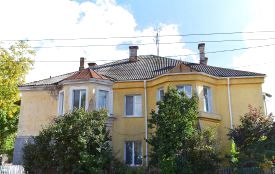 Хто тут живе? Будинок залізничників на Шевченка