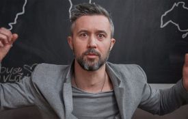 У Хмельницькому афіші з Сергієм Бабкіним зірвали і спалили. Концерт можуть скасувати
