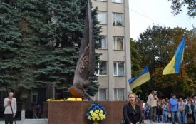 Небесна сотня Хмельниччини. Пам'ятаємо тих,  хто загинув під час Революції гідності