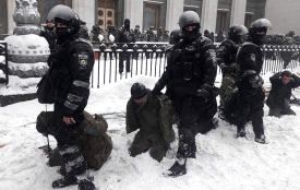 Хмельницькі «майданівці» вимагають звільнення Арсена Авакова