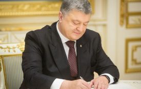 19 хмельничанок отримали почесне звання "Мати-героїня"