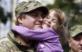 Чи варто говорити з дитиною про війну на Сході: пояснюють мами, коментує психолог
