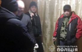 У Хмельницькому спіймали сутенера "на гарячому"