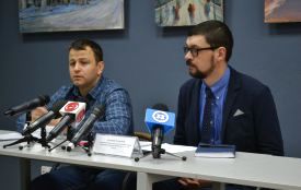 Хмельницькі чиновники використовують адмінресурс та агітують за Порошенка й Кошулинського — ОПОРА