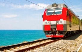 Якими потягами і за скільки з Хмельницького доїхати на море