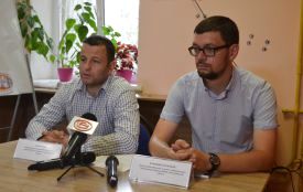Передвиборча кампанія на Хмельниччині: від «чорного піару» до безкоштовних концертів