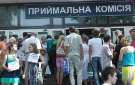Міжнародники та стоматологи: ТОП-10 найпопулярніших спеціальностей серед вступників