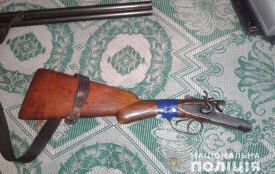 На Хмельниччині п'яний 19-річний хлопець обстріляв будинок односельця