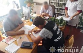 На Хмельниччині лікар продавав наркозалежним рецепти на психотропні речовини