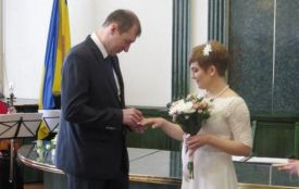 Громадяни 32 країн одружилися "за добу" у Хмельницькому