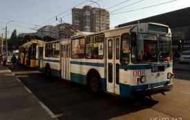 У Хмельницькому скасували пільговий проїзд в громадському транспорті