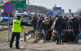 “Наш брат на своїх наживався”: хмельничанин Сергій розповів, як перетинав кордон перед його закриттям