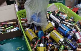 Екобус знову прийматиме небезпечні відходи від хмельничан: графік на травень