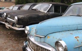 Історія на колесах: у Хмельницькому зібрали колекцію ретро-автомобілів (ФОТО, ВІДЕО)