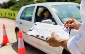 Буде складніше. Які зміни чекають на водіїв, які хочуть здавати на права