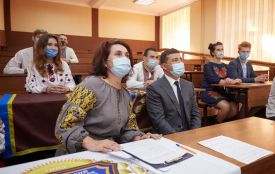 Зеленський відвідав коледж у Хмельницькому: що там робив та про що говорив