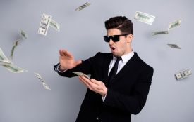 Робота у Хмельницькому: гарячі вакансії та скільки платять (СПИСОК)
