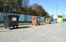 У Хмельницькому відкрили центр, який безкоштовно приймає відходи містян