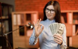 Гарячі вакансії у Хмельницькому: яку роботу пропонують та скільки платять (СПИСОК)