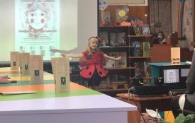 У Хмельницькому презентували першу інтерактивну виставу для дітей з порушенням зору