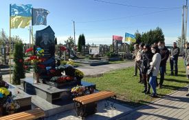 На Алеї слави у Хмельницькому провели панахиду за загиблими на Сході військовими (ФОТО, ВІДЕО)