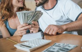 Курс валют. За скільки продають долар і євро 4 квітня