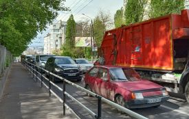 На перехресті Бандери і проспекту регулярні затори: які причини та як це виправити