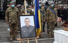 Загинув від ворожої кулі: у Хмельницькому попрощалися зі снайпером Убертом Мрачковським