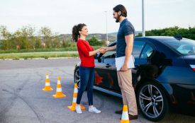 Скільки коштує навчання в автошколах Хмельницького