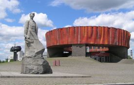 У Шепетівці хочуть демонтувати пам’ятник Миколі Островському