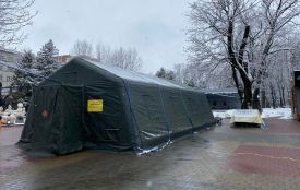 Ми перевірили: що є в пункті незламності, який розгорнули в центрі Хмельницького