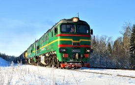 Через знеструмлення та обледеніння затримуються 9 потягів. Які з них курсують через Хмельниччину