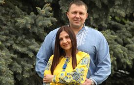 Хмельничани у вишиванках. Соцмережі заполонили яскраві фото